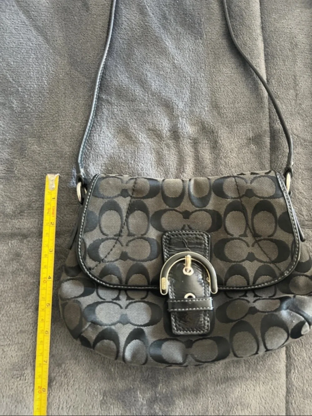 : Vintage Coach Soho Black Signature Canvas Crossbody Bag Y2K Buckle